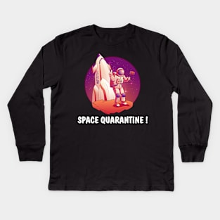 Astronaut making selfie on the moon Kids Long Sleeve T-Shirt